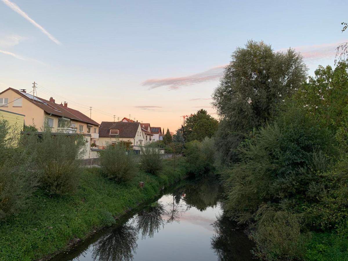 Romantisches Kamin-Apartment By Rabe - Netflix & Coffee-Bar & Parkplatz Karlsruhe Bagian luar foto