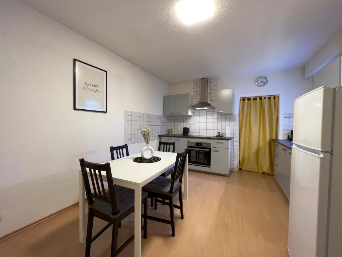Romantisches Kamin-Apartment By Rabe - Netflix & Coffee-Bar & Parkplatz Karlsruhe Bagian luar foto